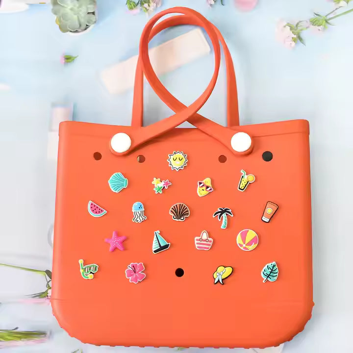 Petite Pin Decor
