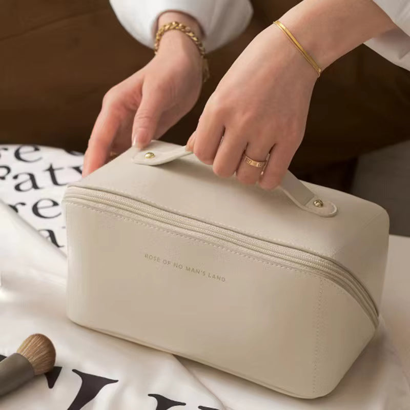 The Chic Petite Pouch
