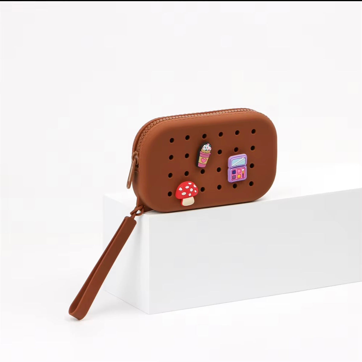 The Petite DIY Pouch