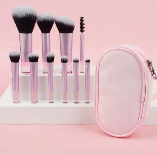 The Portable Makeup Brush Set With Bag