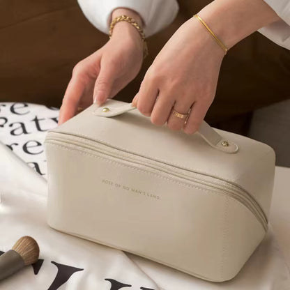 The Chic Petite Pouch