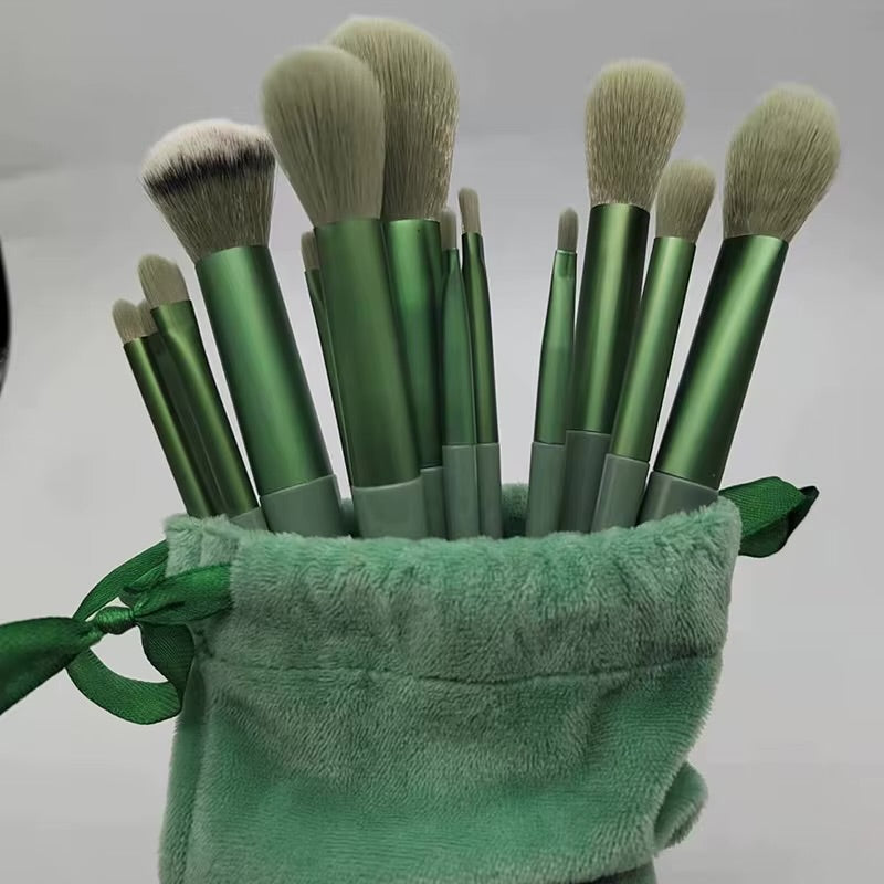 The 13-Piece Brush Set