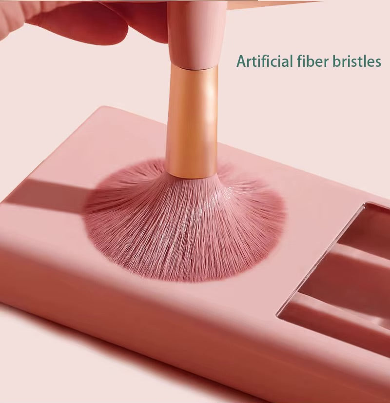 The Pocket 5 pieces Brushes Set