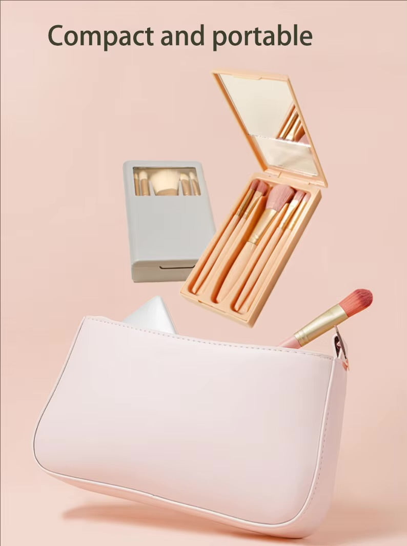 The Pocket 5 pieces Brushes Set