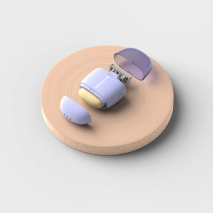 The 2-in-1 Travel Shave Pod