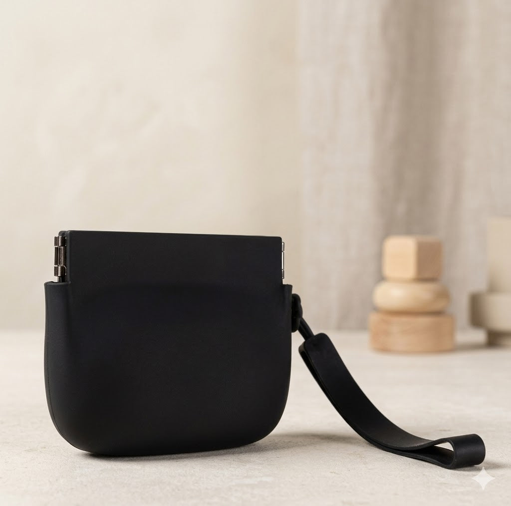 Petite Snap Pouch