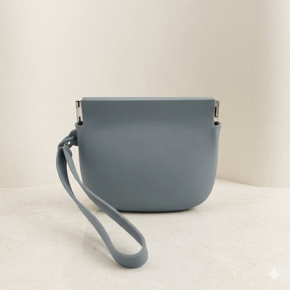Petite Snap Pouch